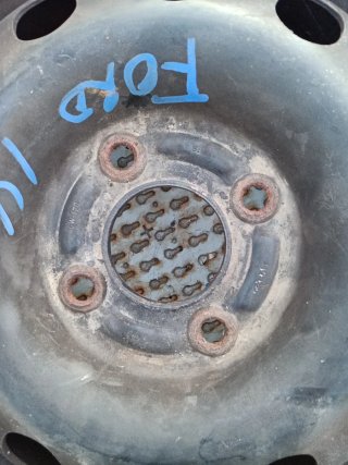 Llanta Ford 14 pulgadas