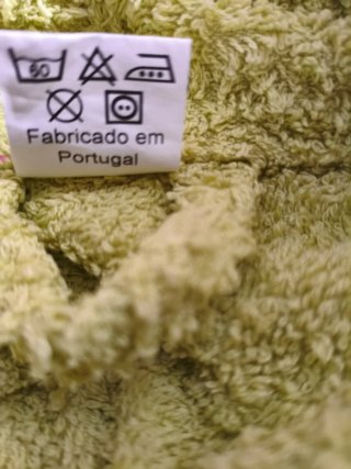 Albornoz verde de forro polar