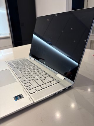 HP Envy x360  15" Convertible 2x1 Táctil +Lapiz HP