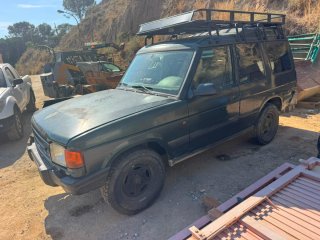 Baca Land Rover Discovery