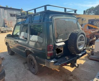 Baca Land Rover Discovery