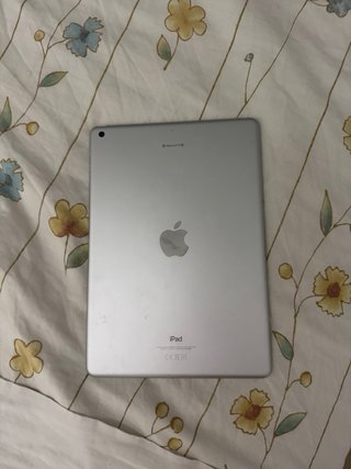 iPad 9ª Gen Argento/Grigio Siderale