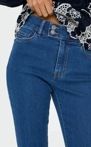 Pantalón vaquero JDY Karen 50% descuento