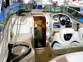 Barco tipo crucero  Crownline, 250 CR