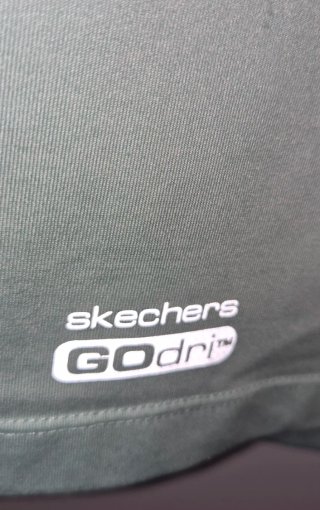 Camiseta deportiva Skechers