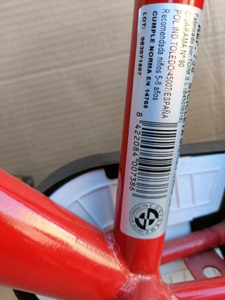Bicicleta infantil roja Cars rueda 16"