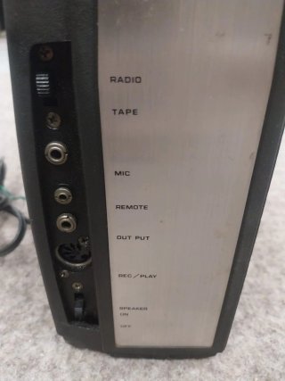 Radio Hitachi KCT-1210E