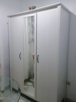 Armadio IKEA modello SONGESAND