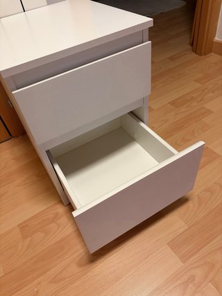 Mesita de noche MALM Ikea Blanca