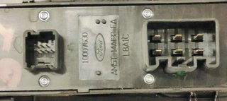 MANDO ELEVALUNAS DELANTERO IZQUIERDO FORD FOCUS L