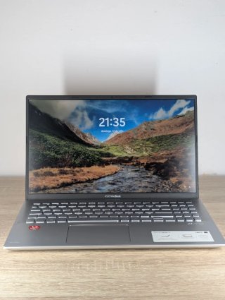 Asus Vivobook 15 Ryzen 3