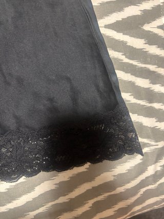 Conjunto Top y Short Seda y Encaje Negro