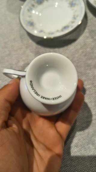 Set de 12 tazas,tetera,azucarera y lechera