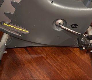 Bicicleta Estática BH Fitness Rhino Digital
