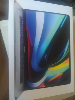 MacBook Pro 16 (Pantalla y Chasis Nuevos)