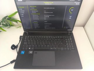Portátil Acer Travelmate P215-54 i5 12th Gen 16GB