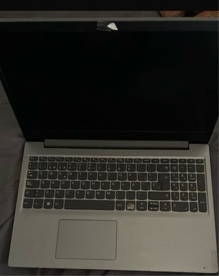Portátil Lenovo IdeaPad 3