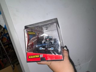 Coche Scalextric Minardi F-1