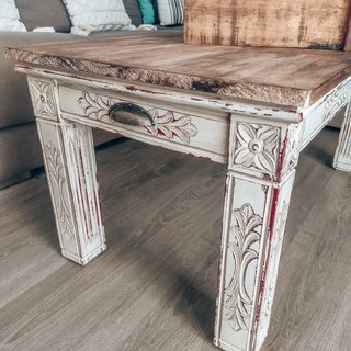 Mesa de centro de madera rústica