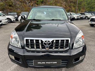 TOYOTA Land Cruiser 3.0 D4D VX