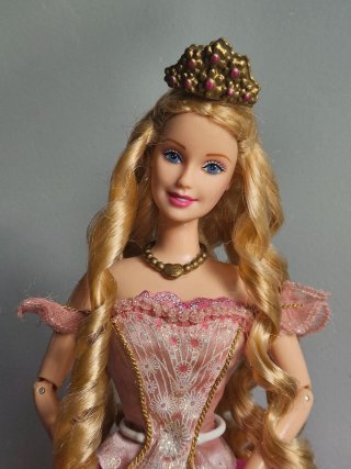 Barbie Clara