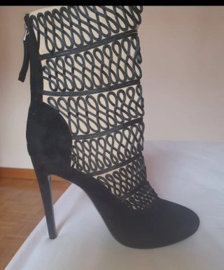 Botines ante negros Armani ,38
