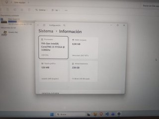 Portatile Dell 15.6 Intel i3 11ª Gen 8GB RAM SSD