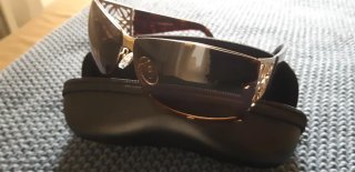 Gafas de sol Loewe marrones y doradas