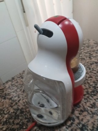 Cafetera Dolce Gusto Automática Roja