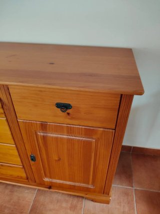 Credenza in legno massello