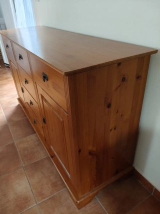 Credenza in legno massello