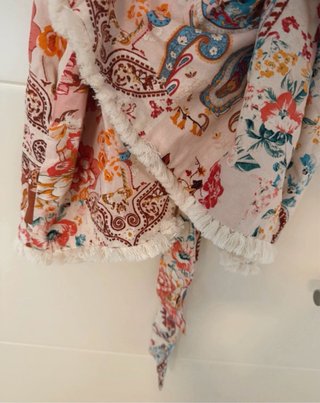Kimono Zara Estampado Flores Talla M-L
