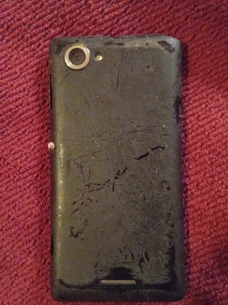 Cellulare Sony C2105 + Batteria BA900