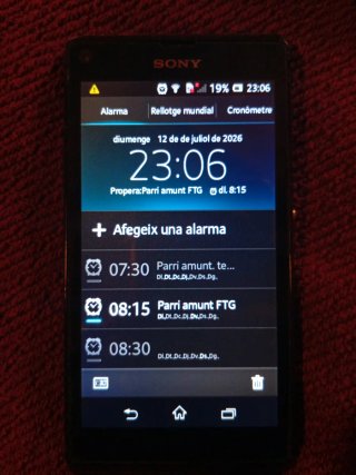 Cellulare Sony C2105 + Batteria BA900