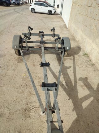 Lancha semirrígida con Yamaha 40cv 4t con remolque