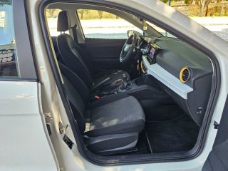 SEAT Arona TSI Muy Nuevo Reestreno año 2022