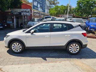 SEAT Arona TSI Muy Nuevo Reestreno año 2022
