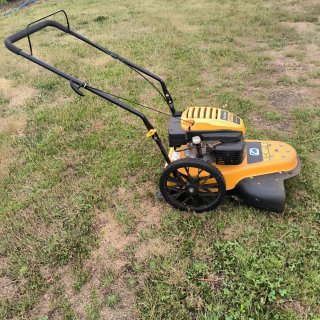 Cortacésped Cub Cadet de hilo