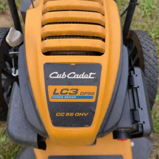 Cortacésped Cub Cadet de hilo