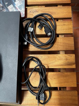 PS4 Slim 500GB Negra + Mando