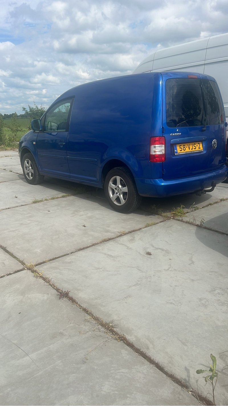 Volkswagen Caddy 1.9 tdi - foto 1