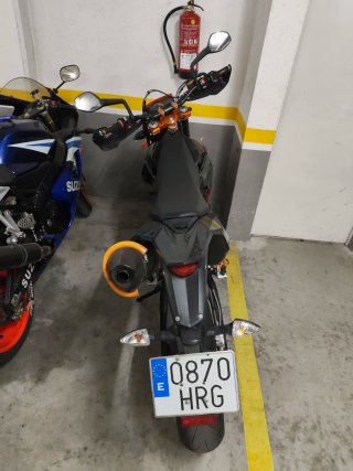 KTM 690 SMC-R Supermoto 2013