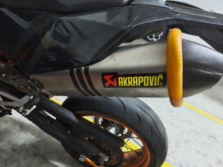KTM 690 SMC-R Supermoto 2013