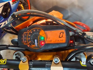 KTM 690 SMC-R Supermoto 2013
