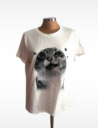 Camiseta blanca gato kawaii