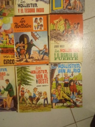 LOTE 20 NOVELAS, COMIC LOS HOLLISTER