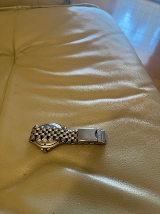 Reloj Adidas Acero Dorado y Plateado sin casi uso