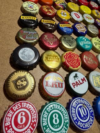 Lotto 100 tappi da birra da collezione #B2