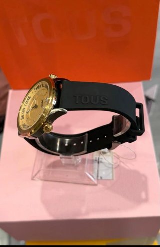 Reloj Tous Dorado y Negro