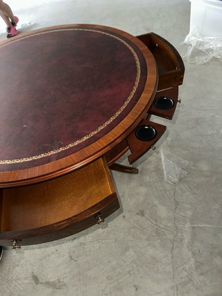 Tavolo da gioco rotondo in pelle e legno